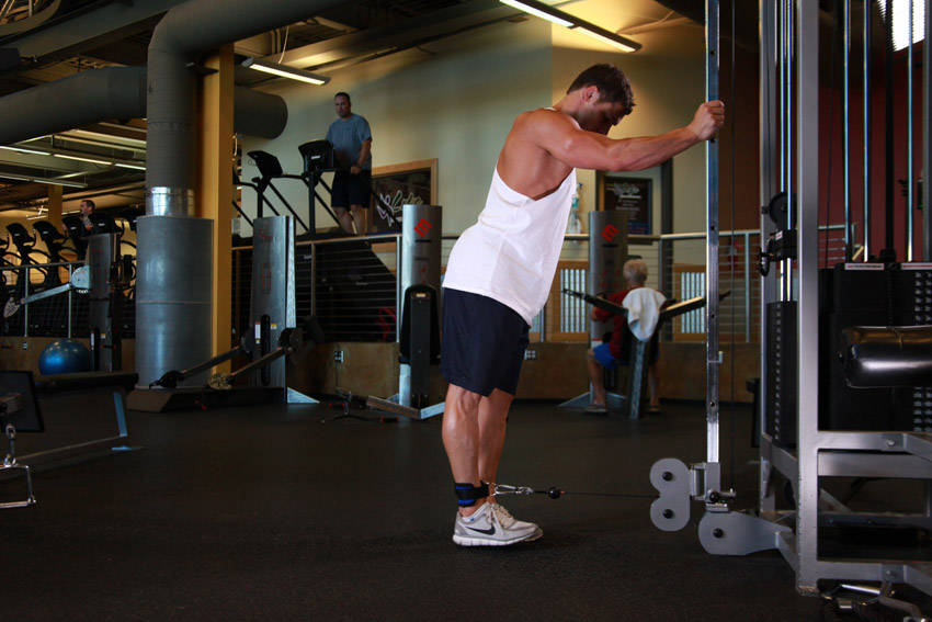 Cable Kickback start position