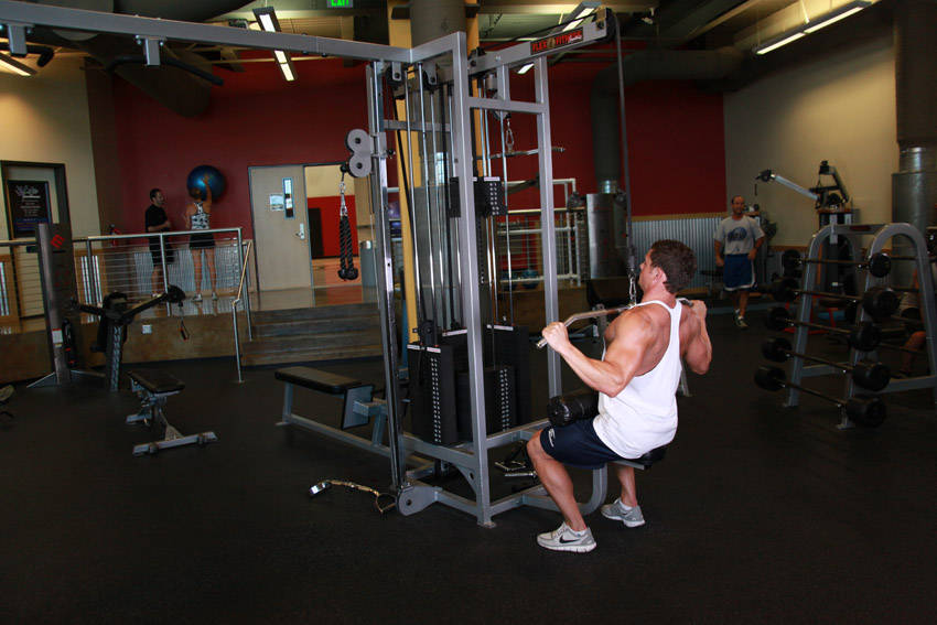 Lat Pulldown: finish position
