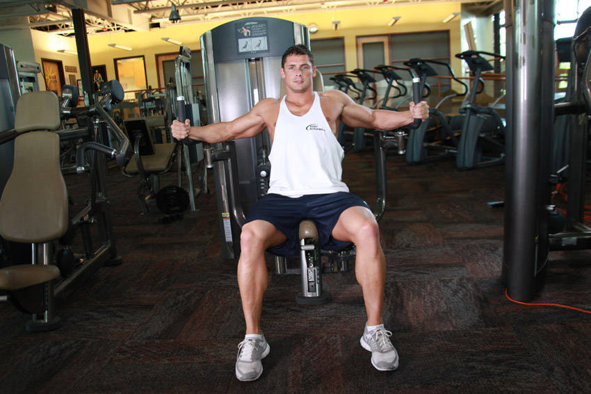 Pec Deck (Machine): finish position